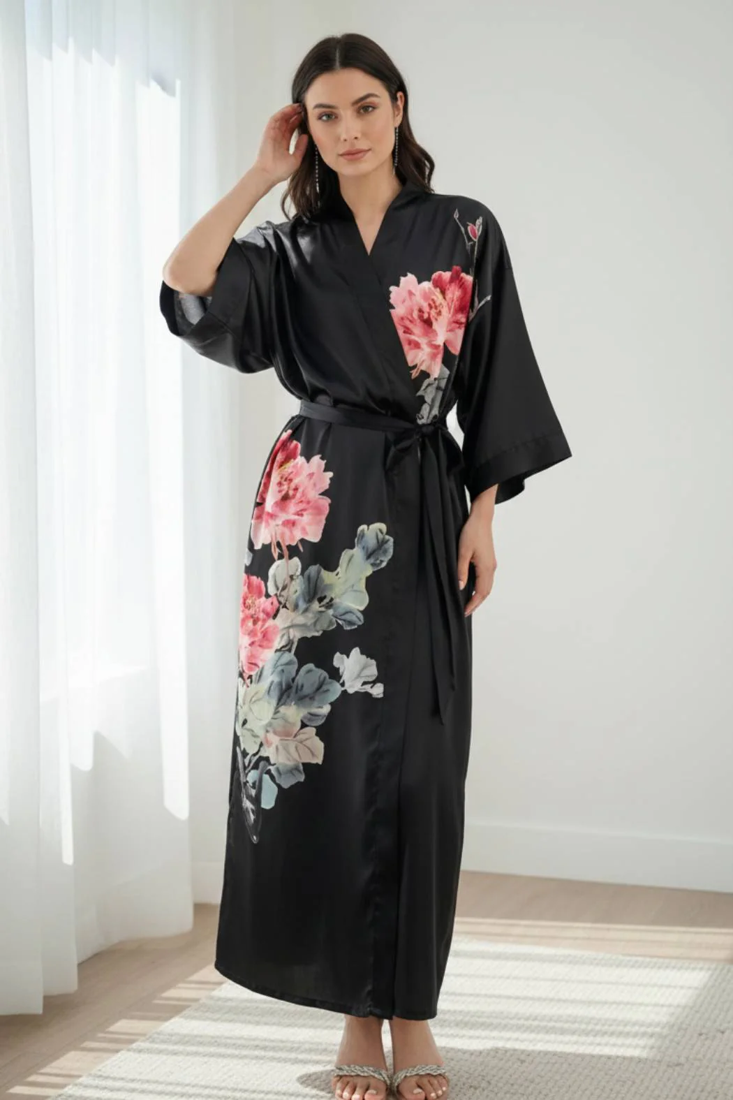 Kimono Femme | Luxe Discret En Satin Noir – Image 5